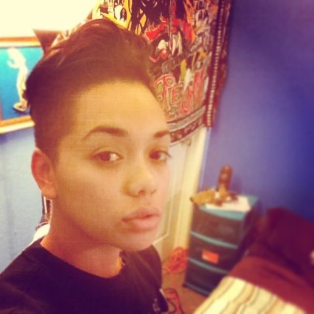 pompadour tapered