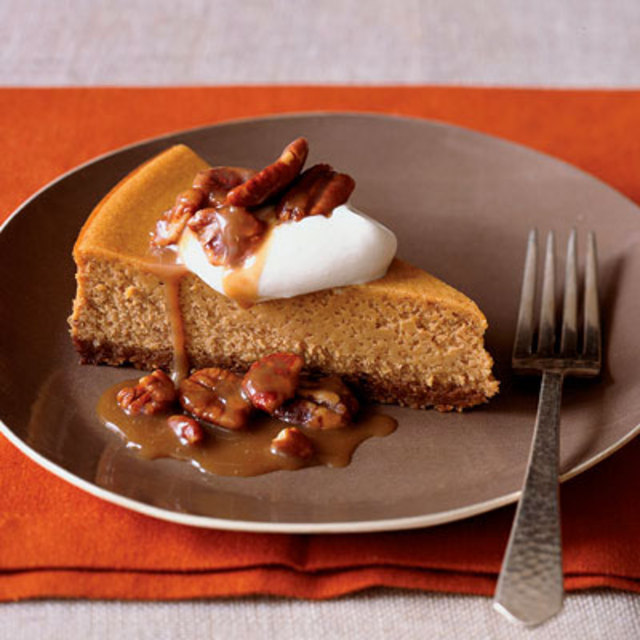 pumpkin-cheesecake-pecan-praline-topping-xl