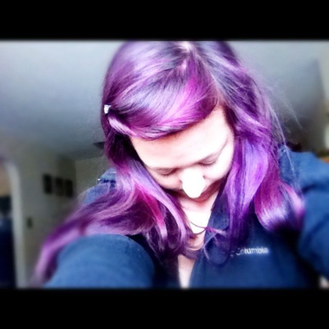 purple hair 