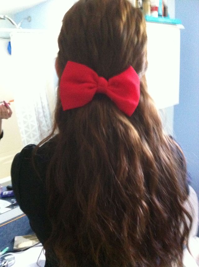 red bow, so cute