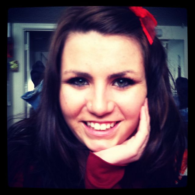 red bow