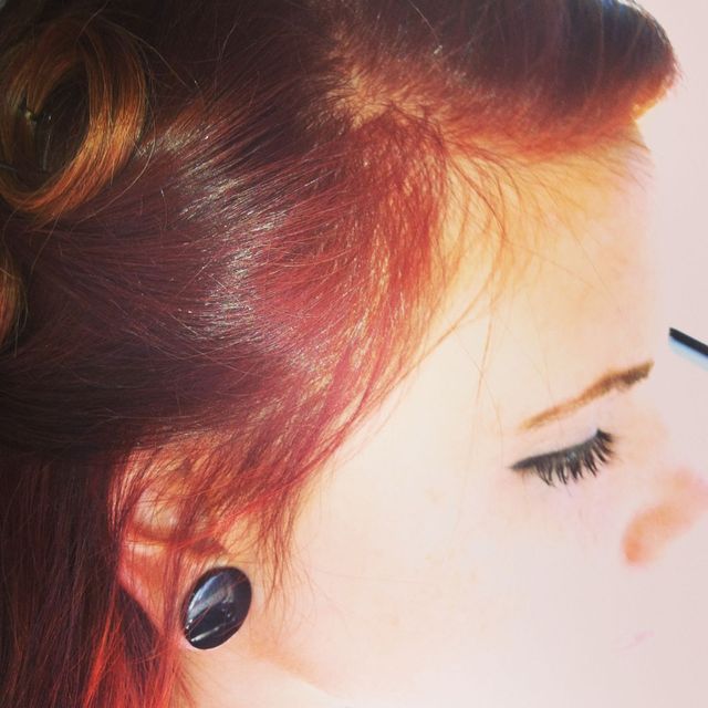 red pin curls