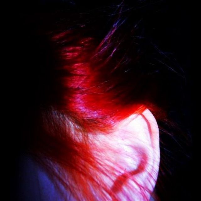 red,black 