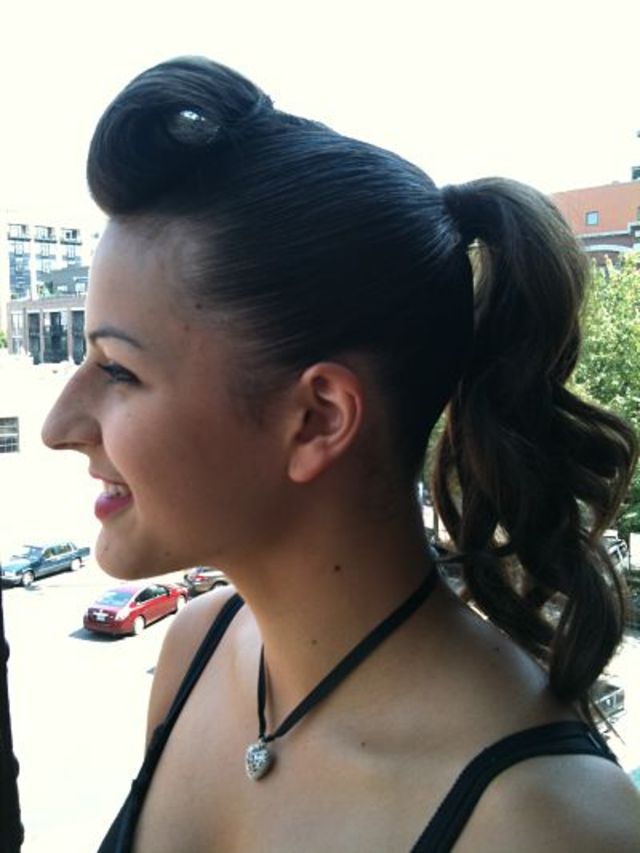Rockabilly look