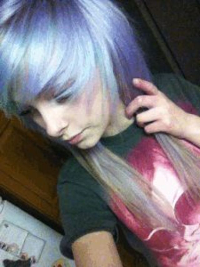 rough fringe, pastel purple. 