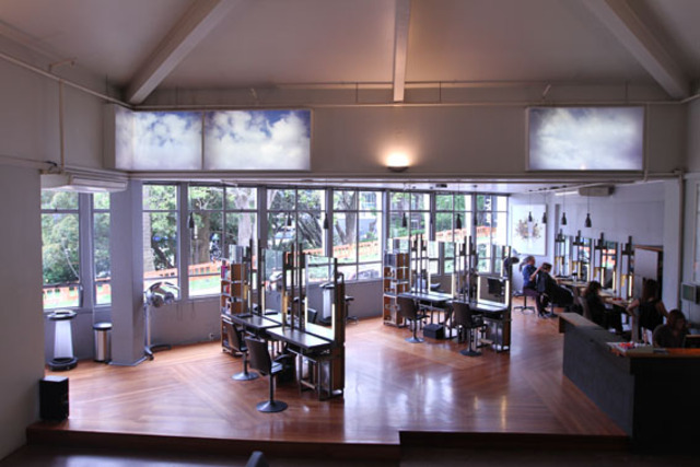 Salon