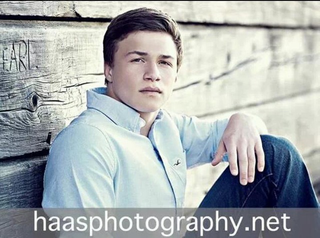 senior photo