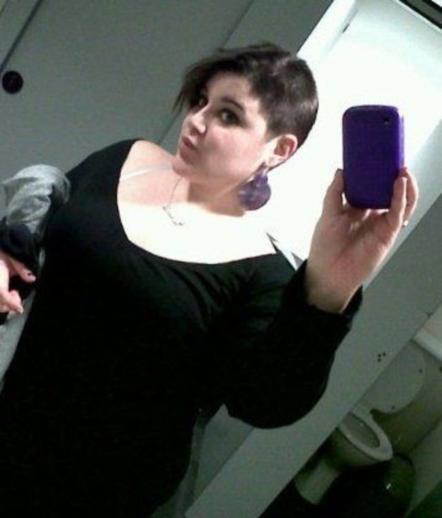 shaved head 