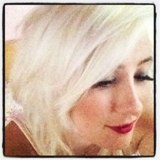 short Blondie 