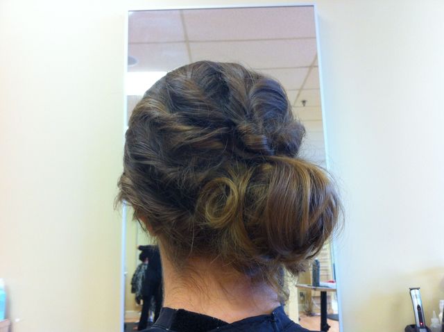 side bun updo