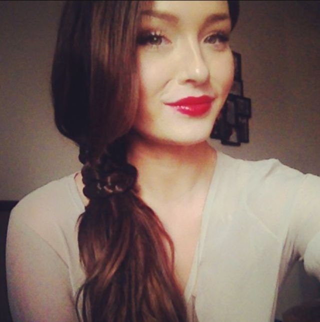 side pony tail with braid