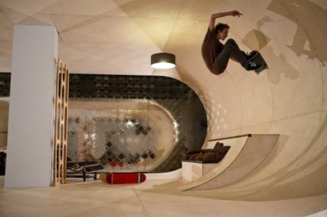skate+house