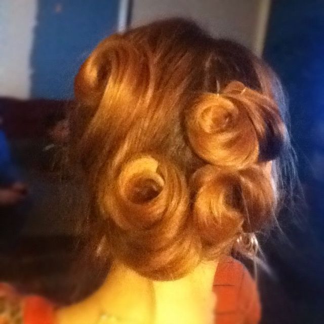 southern gal hairstyle 