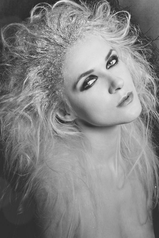 sparkle hair by RoyRogers 