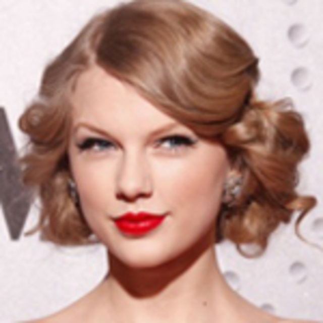 CMT Artists Of The Year 2011 - Arrivals