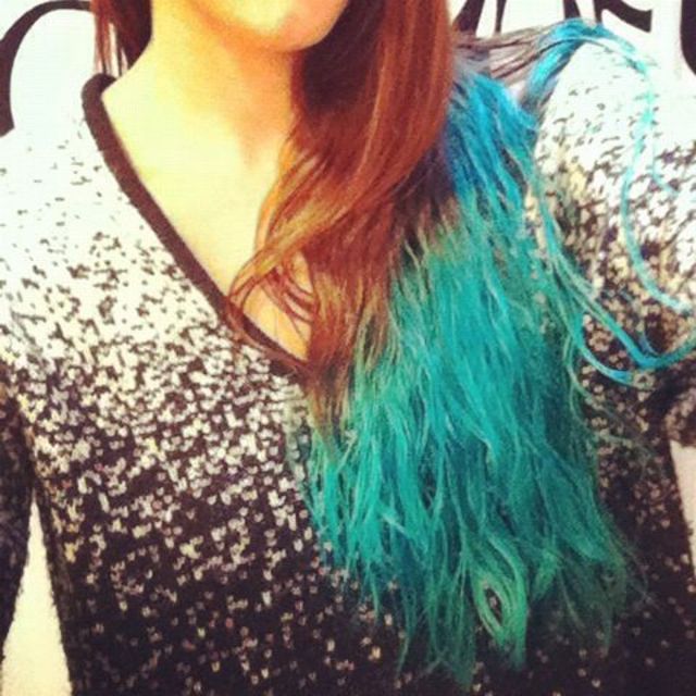 teal hair