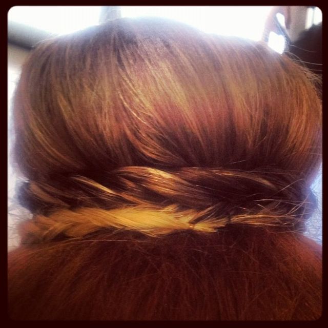 top knot/bun