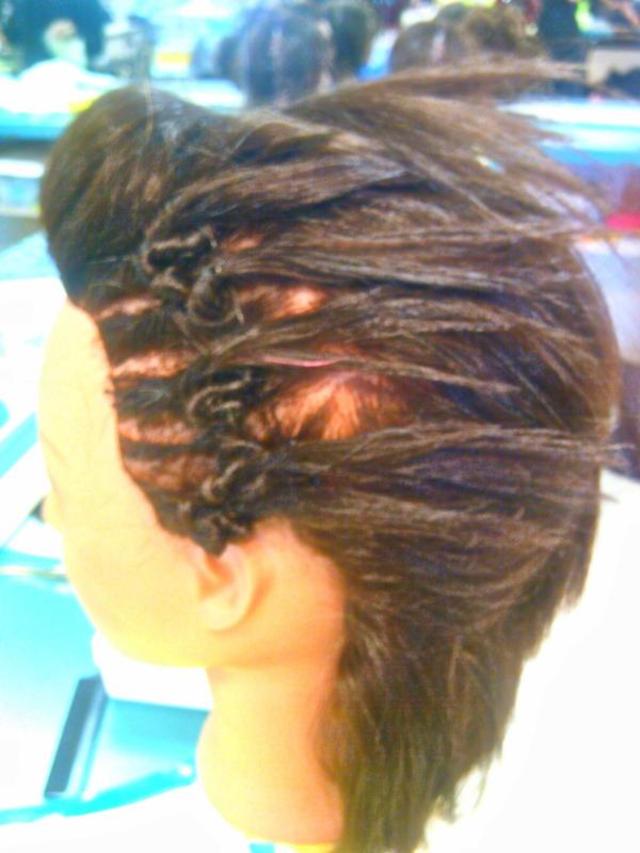 twisted side spikes