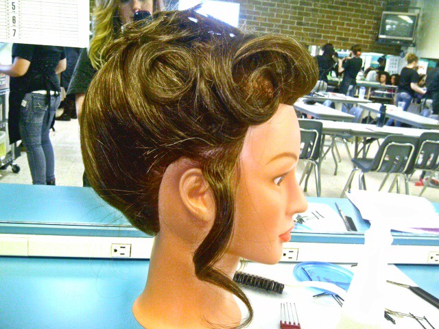 updo using curls