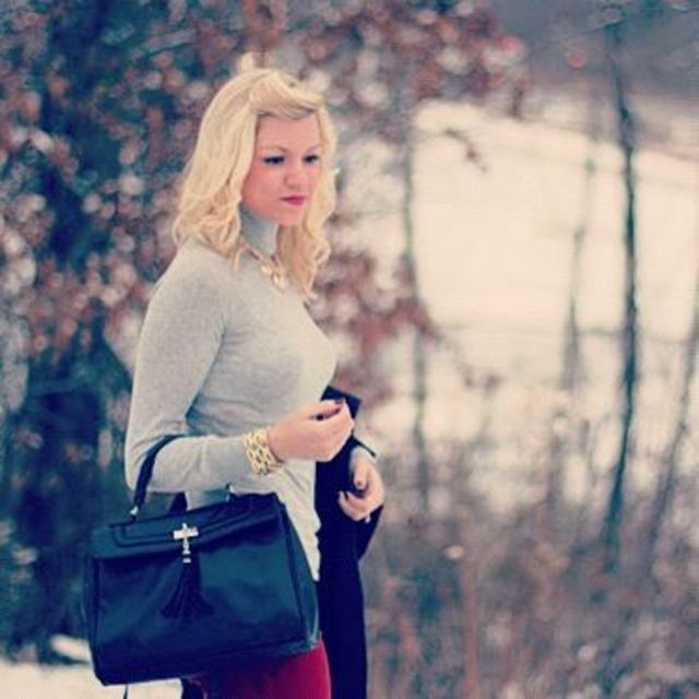 vintage looking soft curls