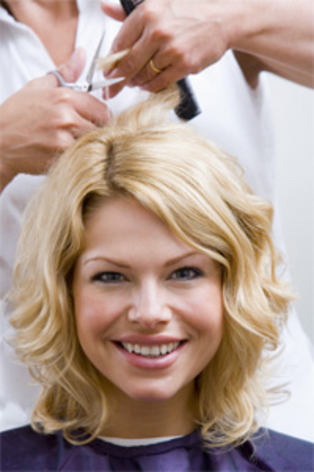 woman_hair_styllist