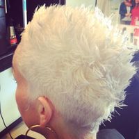 Thumb stylingfashioncolorlonghairshorthairvoguemensfashioncelebritiesmagazineshighlightstelavivisraelstudiohafifblowdrymakeupibngvirolfashionshowbeforeafterwavyhairstraight%20hairhaircuttlvlipstick%20ladiesfashion%20%20 1384850649