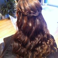 Thumb updo 1328647159