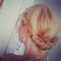 Thumb updo 1348622251