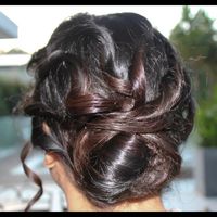 Thumb updo 1354650948