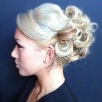Thumb beautiful%20blonde 1350853777
