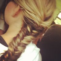 Thumb best%20friends%20first%20fishtail 1348625951