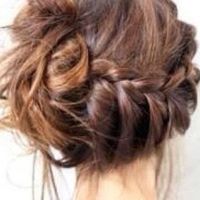 Thumb braid%20and%20a%20bun 1344809285