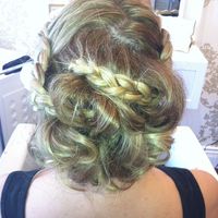 Thumb braided%20updo 1351546355