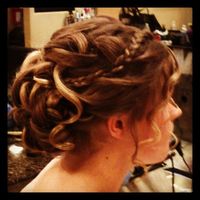Thumb braided%20updo 1351657737