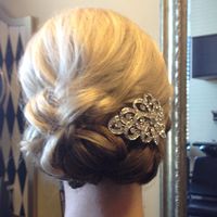 Thumb bridal%20chignon 1359043616