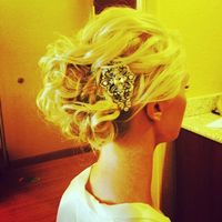 Thumb bridal%20updo 1359044356