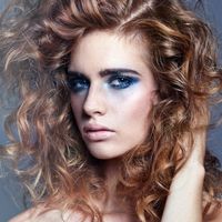 Thumb curls 1356118665