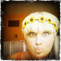 Thumb daisy%20blonde 1349127881