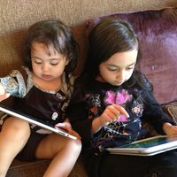 Thumb ipads 1369787364