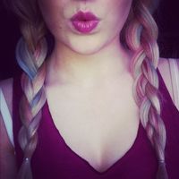 Thumb plaited 1351907334