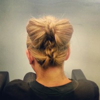 Thumb updo 1349953657