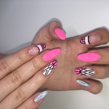 Dominika Nails