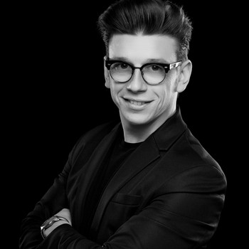 Salones Carlos Valiente