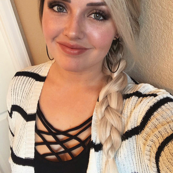 scarlettsnails