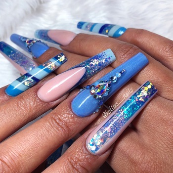 Kallies__nails