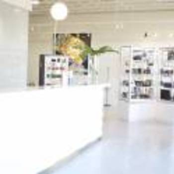 square salon + spa
