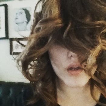 Zena. Borden