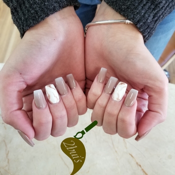 2buisnails