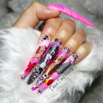 Dawn Does Nails