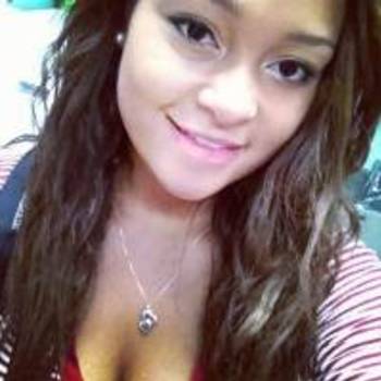 Kayla Desaulniers kayladesaulniers